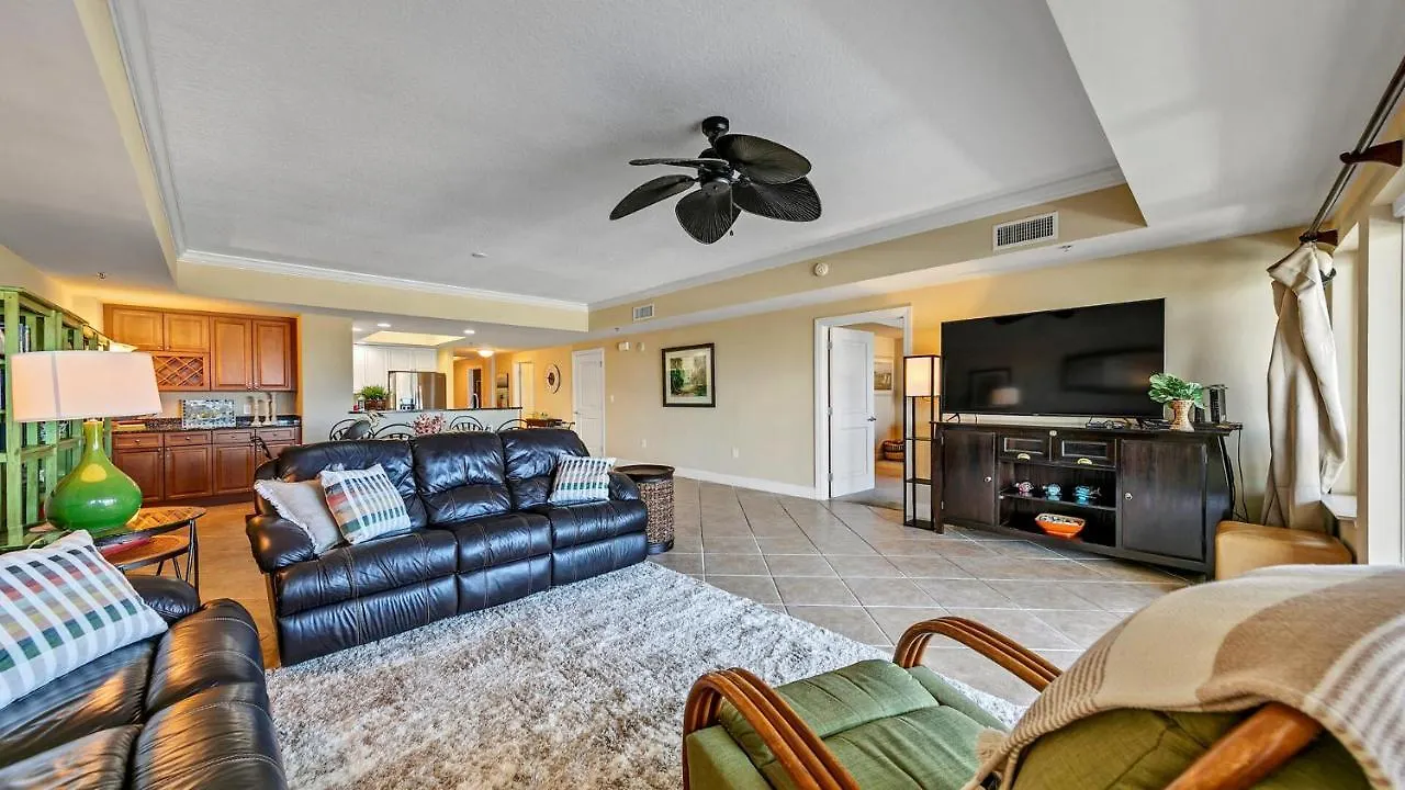 Holiday home Harbor Landing 203B - Spacious Condo With Views Of The Harbor And Gulf Destin